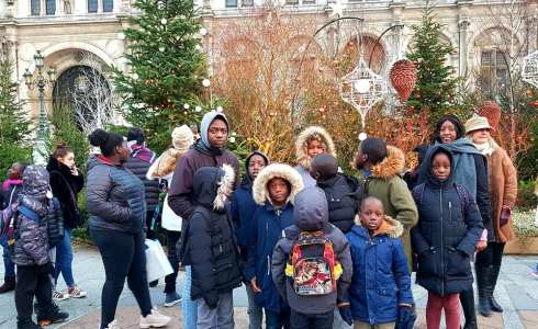 49671218_781295905549697_5099007048079638528_n