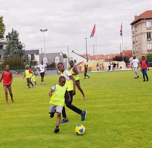 67963552_925884051090881_4495331355764195328_n (1).jpg