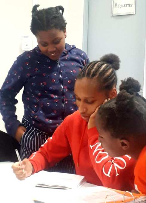 84963709_1074441789568439_72239679176441856_n